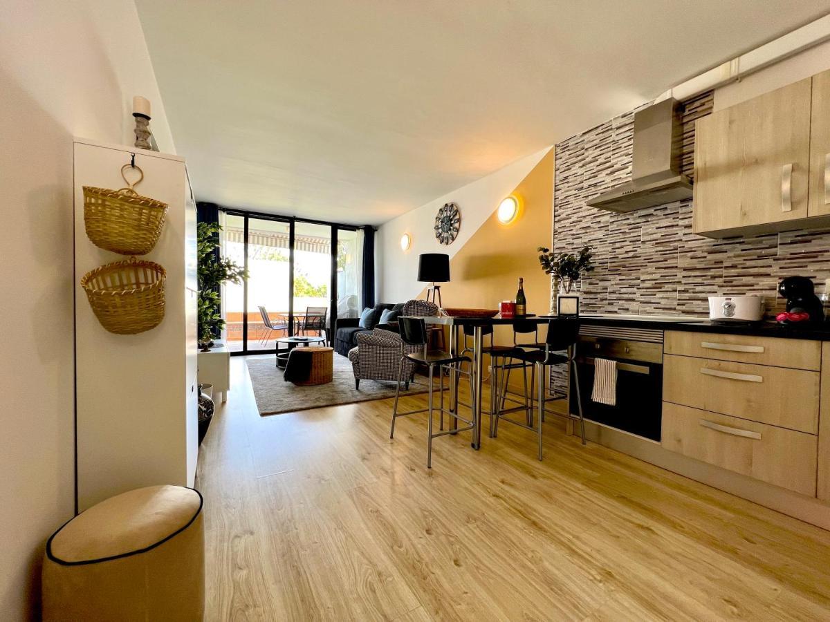 Stunning Lovely Flat With Pool And Strong Wi-Fi, 31 Arona  Esterno foto