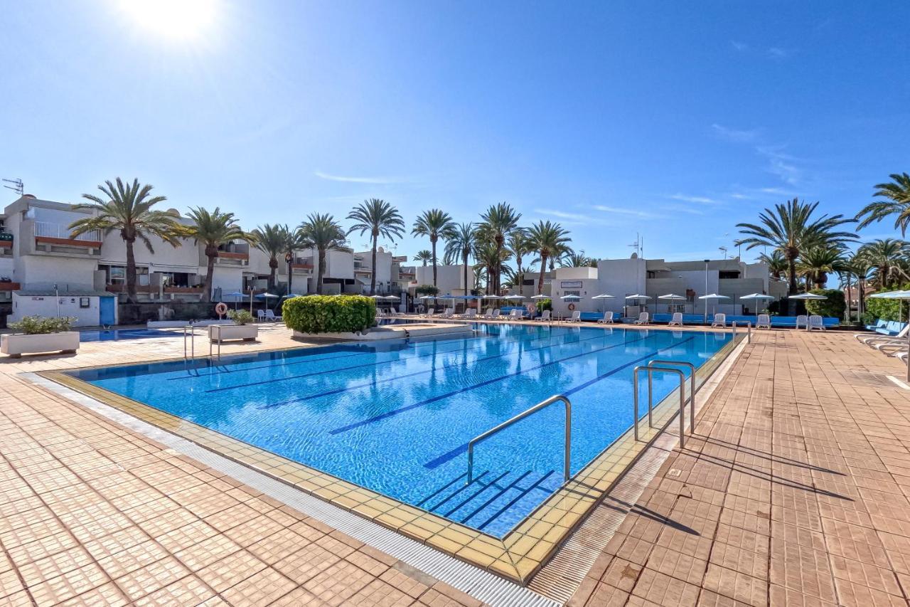 Stunning Lovely Flat With Pool And Strong Wi-Fi, 31 Arona  Esterno foto