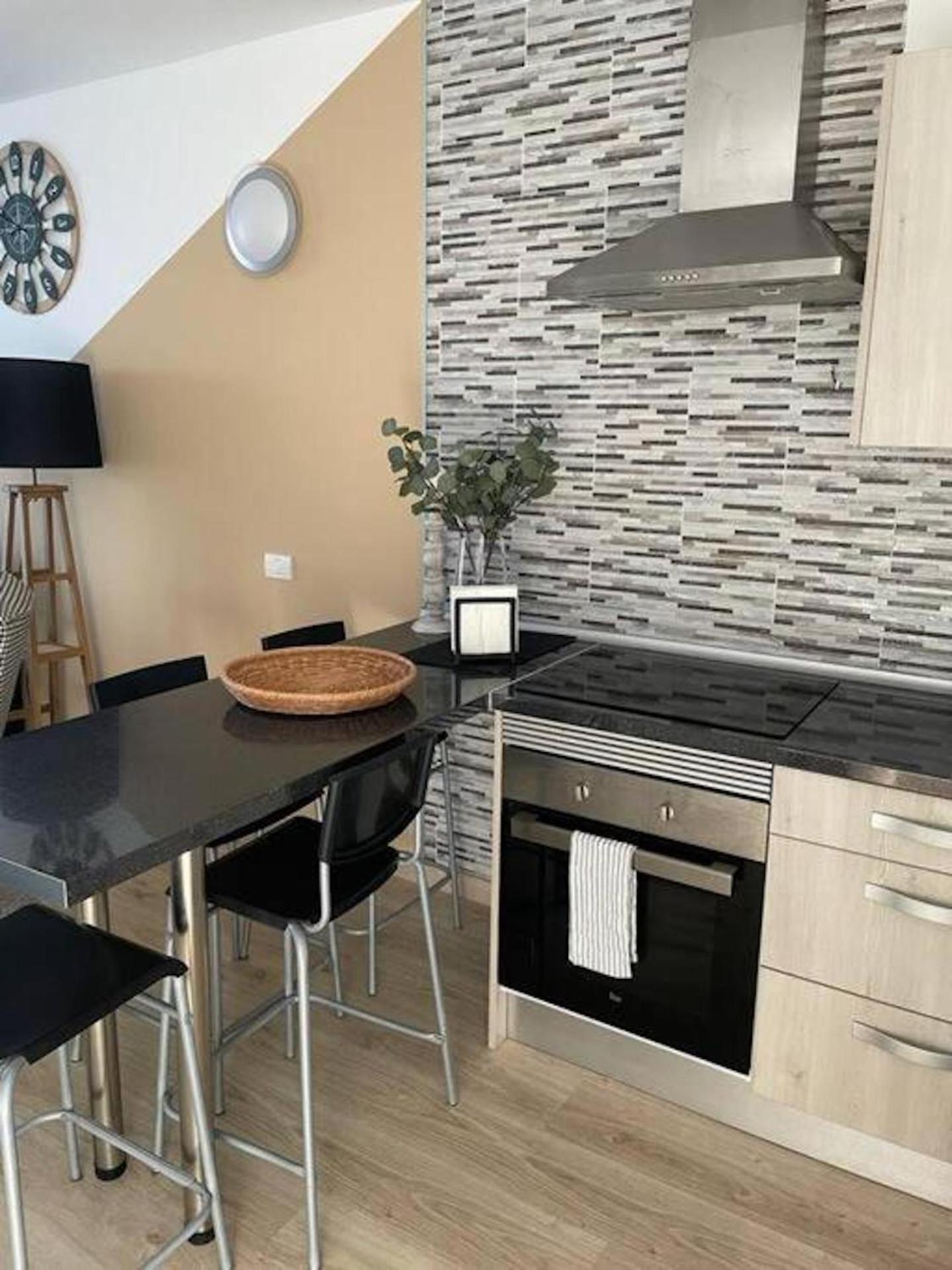 Stunning Lovely Flat With Pool And Strong Wi-Fi, 31 Arona  Esterno foto